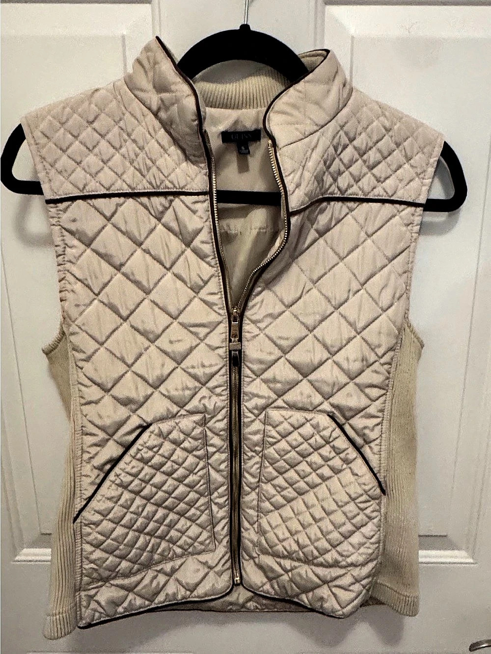 Quinn Quilted Vest in Beige Size Small